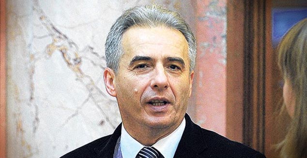 "Објаснио" - Милован Дрецун