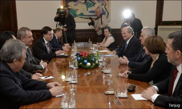 Николић са Рогозином о потребама Србије