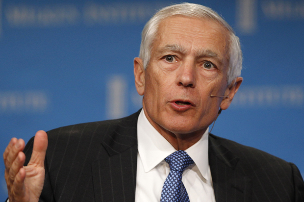 Wesley Clark, Army General (ret.) and former Supreme Allied Commander, NATO; Senior Fellow, UCLA Burkle Center for International Relations takes part in the panel discussion "Global Risk" at the 2011 The Milken Institute Global Conference in Beverly Hills, California, May 3, 2011. REUTERS/Lucy Nicholson (UNITED STATES - Tags: BUSINESS) - RTR2LYGO