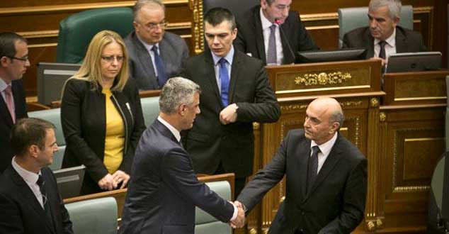 Јаблановић, у средини, у друштву заговорника убиства Срба / фото: ВОА