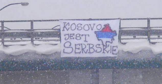 Фото: "Сви навијачи света Косово је Србија"