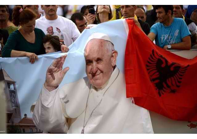 papa-albanija