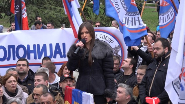 milica-govori-na-skupu--768x432