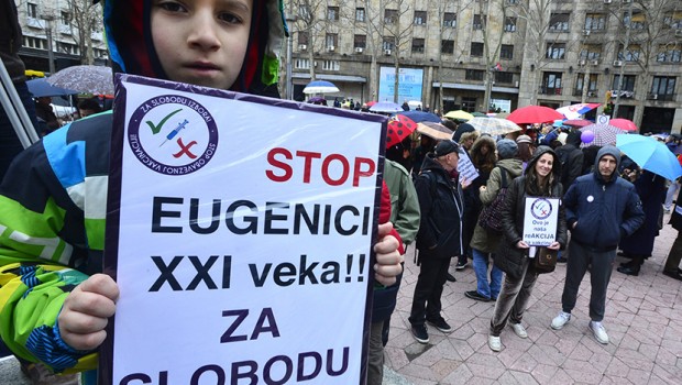 protest-protiv-prisilne-vakcinacije-620x350-foto-tanjug