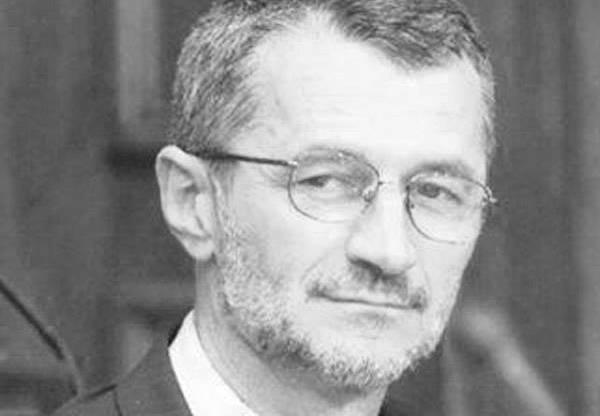 Душан Марић