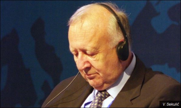 Пун утисака: Вили Вимер