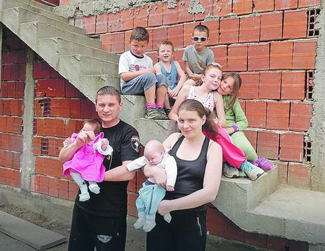 c9fa7d69798ba0d547a55d32e1f0c5fc