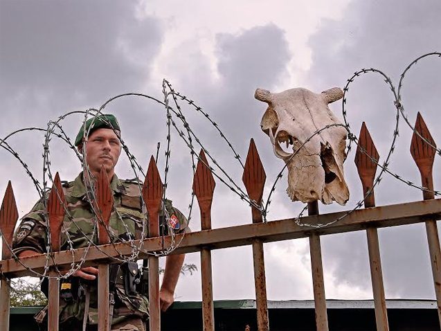 "Мртва стража" једна од фотографија са изложбе / Фото: Иван Максимовић