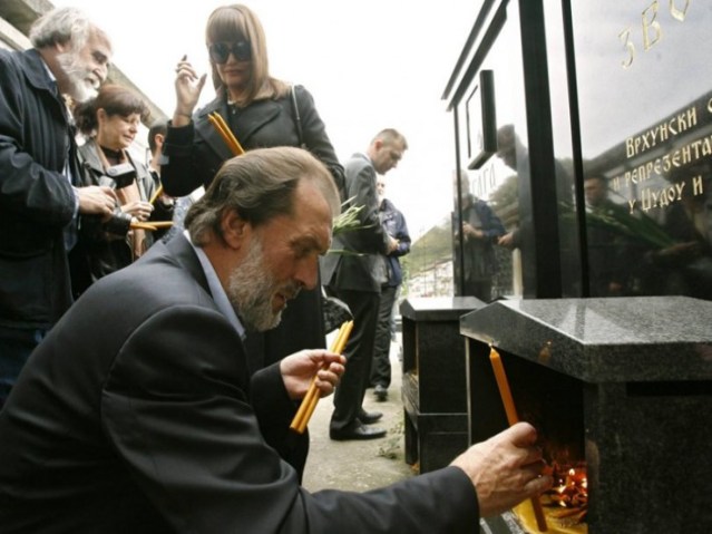 vuk-i-dana-groblje-710x533