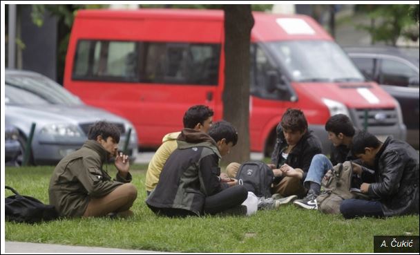 У Србију само с документима: Мигранти у Београду 