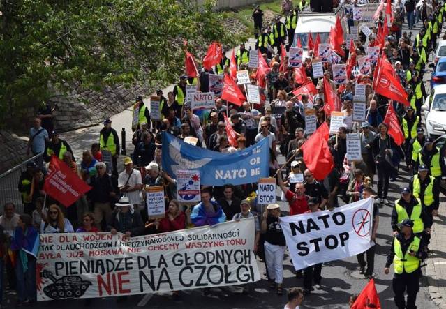 Протест у Варшави 9. јула поводом НАТО самита 
