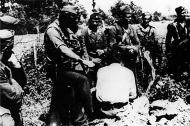 Усташе у Јадовну