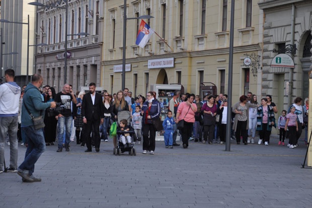 Стотинак Зрењанинаца пружило подршку Љиљани Радуловић, више од 5.000 људи потписало петицију