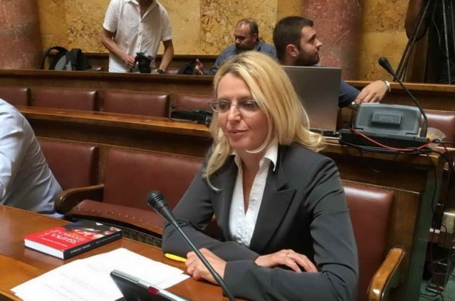 marija-janjusevic-dveri-narodni-poslanik-768x510