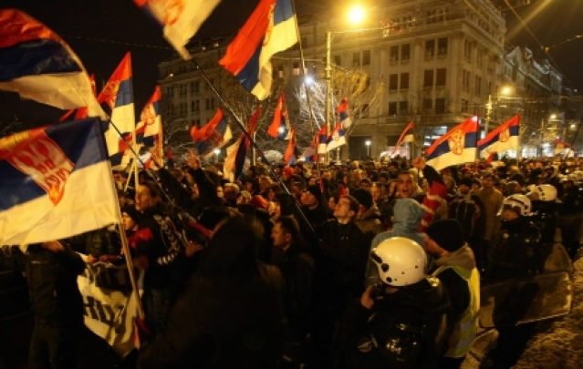 206980-protest-beograd02-betaphoto-foto-milan-obradovic-2400x1524_c