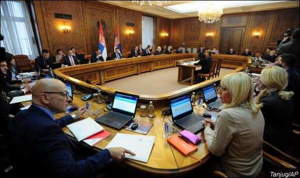 Кртице у кабинету: И министри сумњиви 