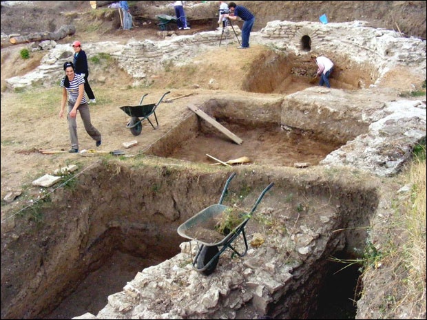 Са једног од ранијих ископавања прокупачких археолога