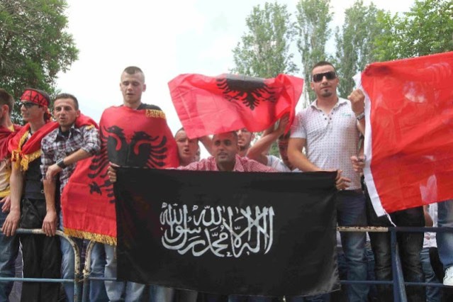 albanian_protesters