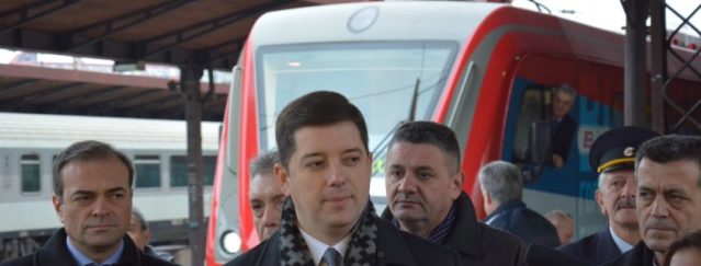 c2h5e-jw8aap-fd-840x320