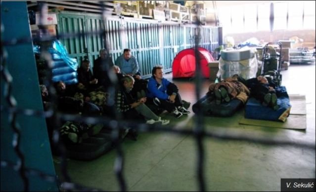 Раднике инвалиде напустила држава